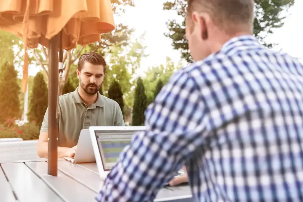 Spanish Digital Nomad Visa for Canadian residents Klev&Vera